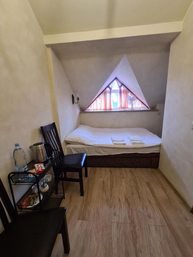 Meldynas Motel Vabalninkas Buitenkant foto