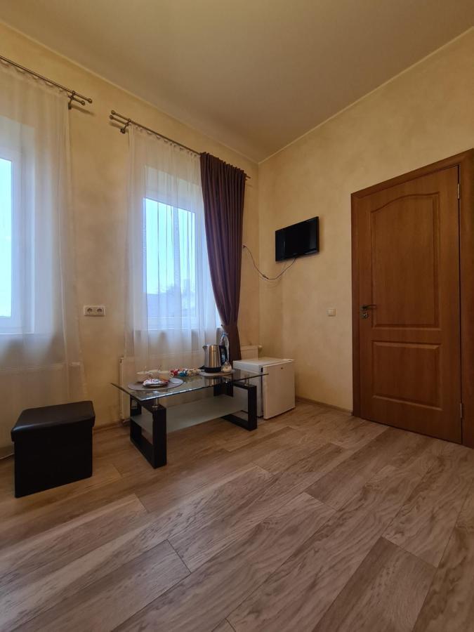 Meldynas Motel Vabalninkas Buitenkant foto